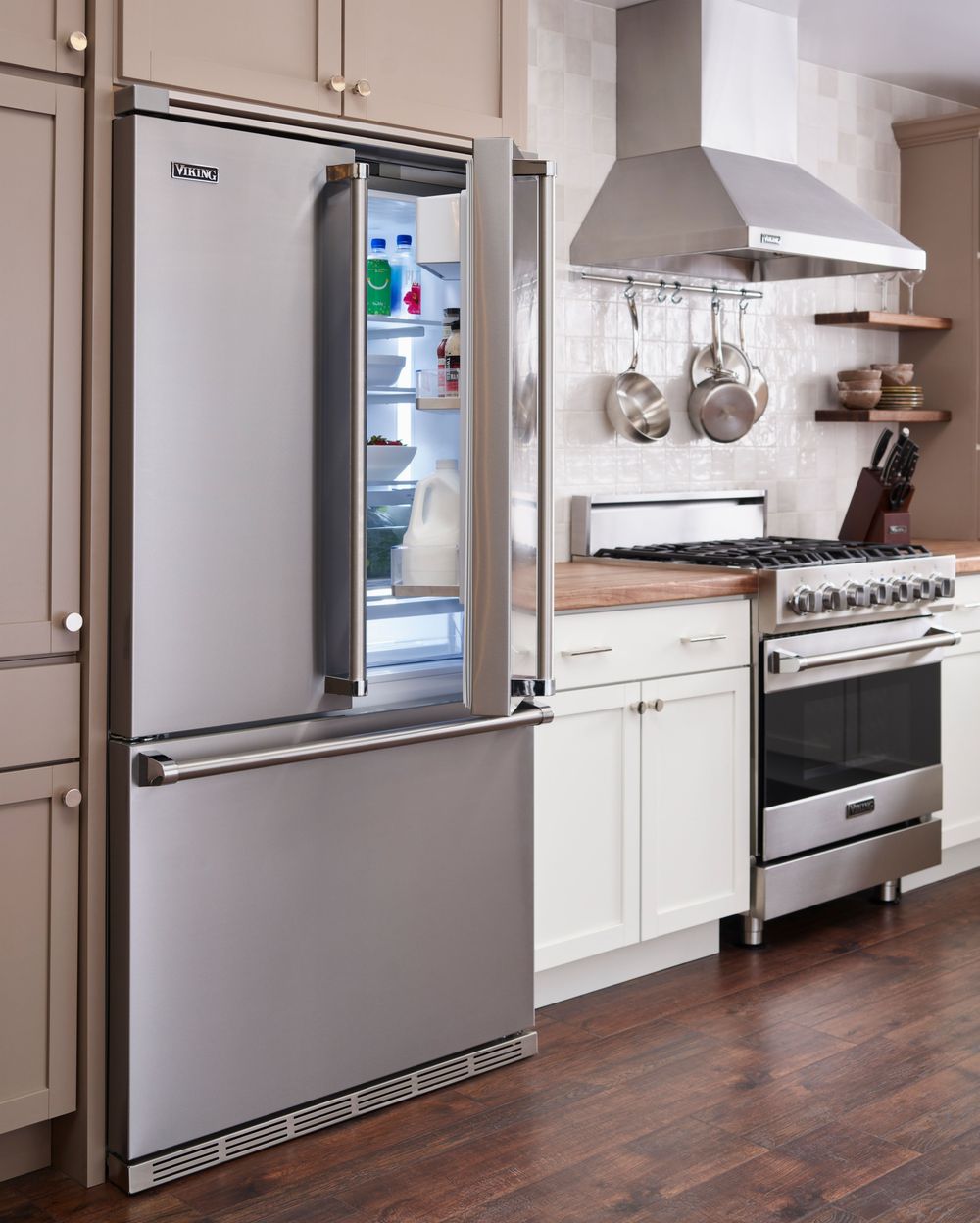 Viking 3 Series French door refrigerator